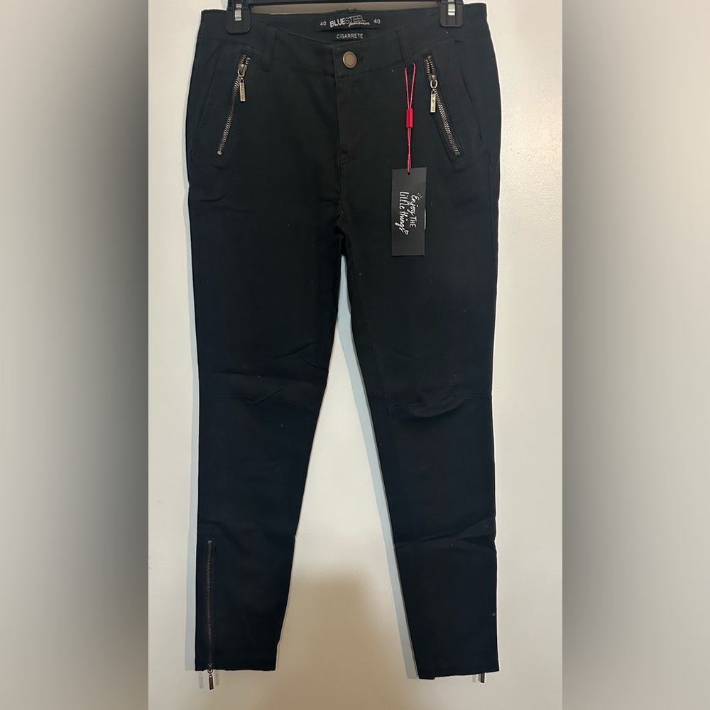 002 PNTS: Blue Steel Skinny jeans size 40 waist 30"